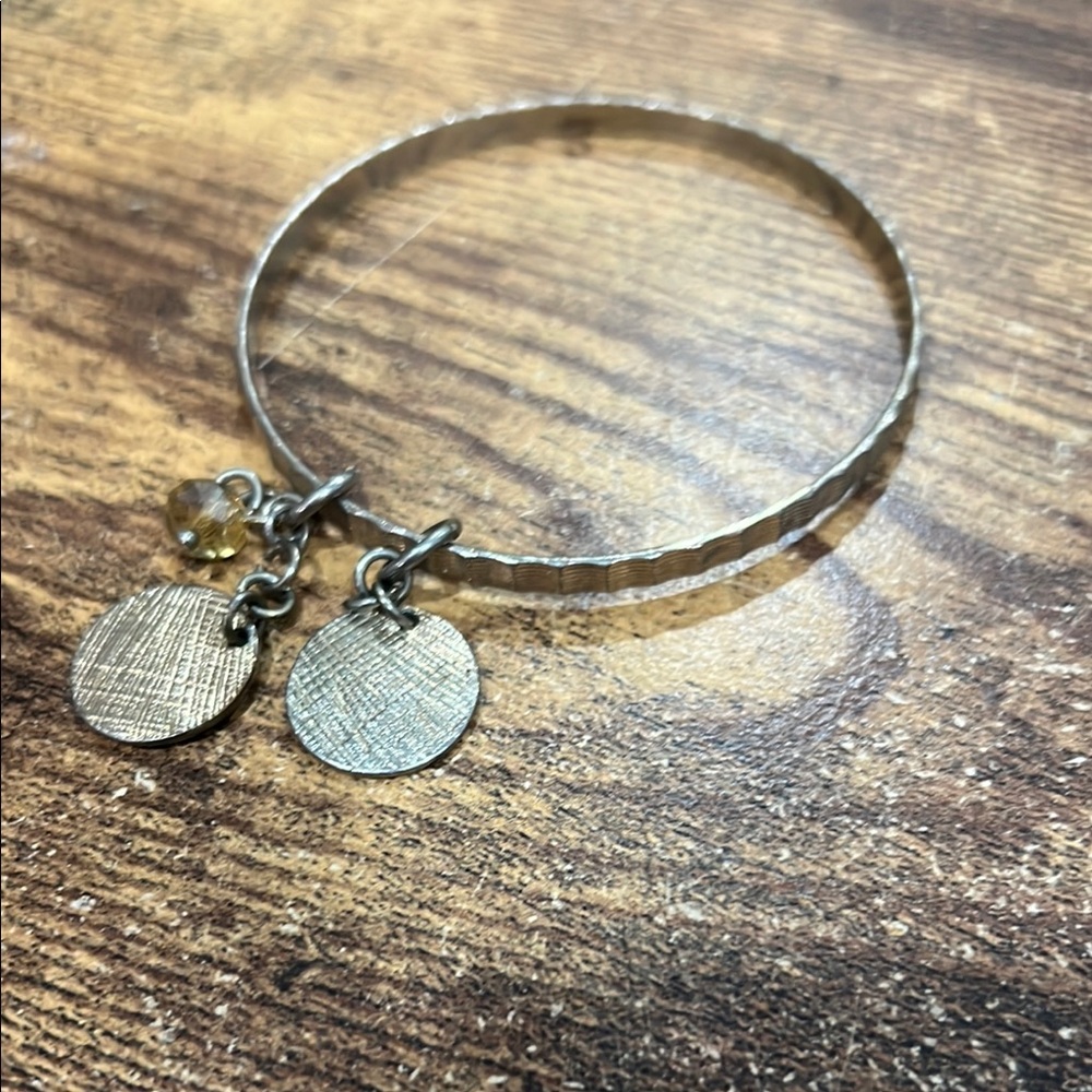 Elegant Gold Tone Charm Bracelet
